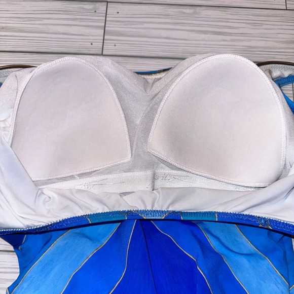 Gottex one piece swimsuit - Picture 6 of 10